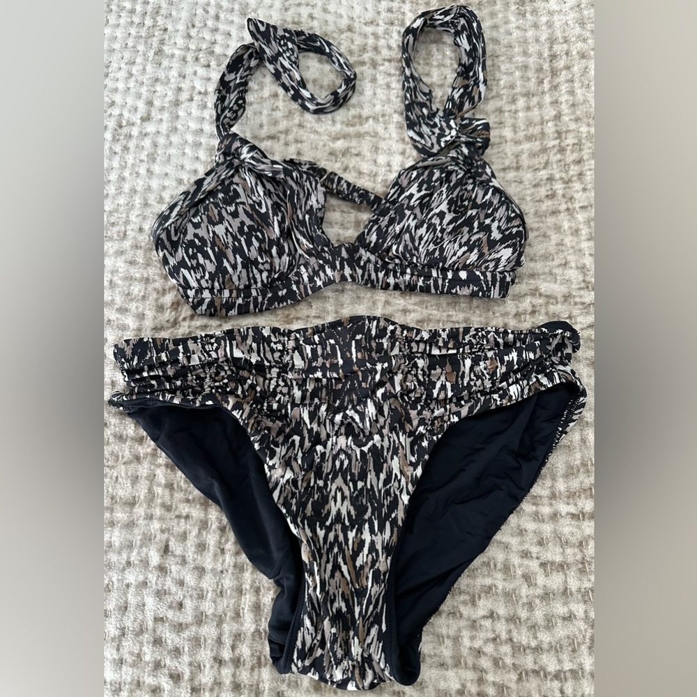 BADGLEY MISCHKA Ladies Women Size 4 Black White & Brown Pattern Bikini